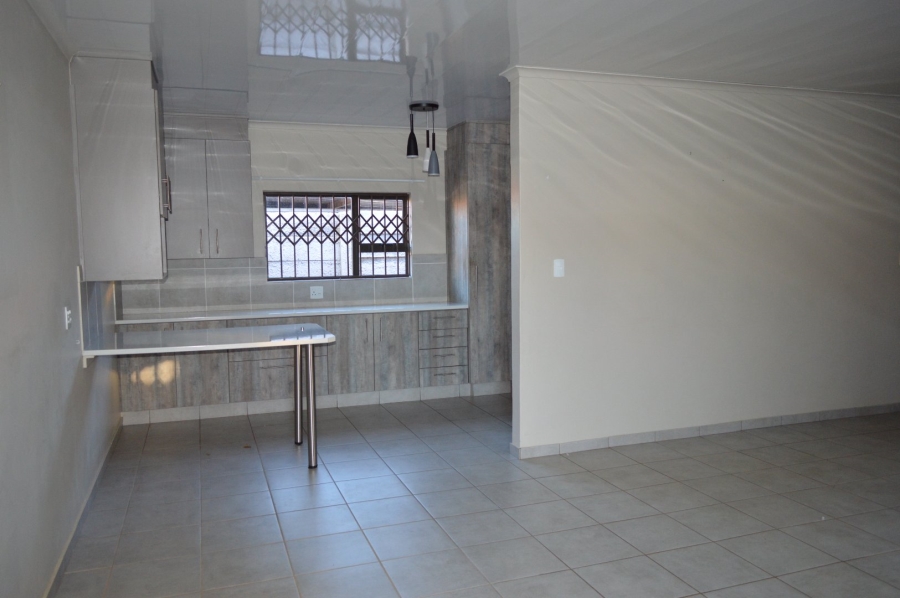 3 Bedroom Property for Sale in Flamwood North West
